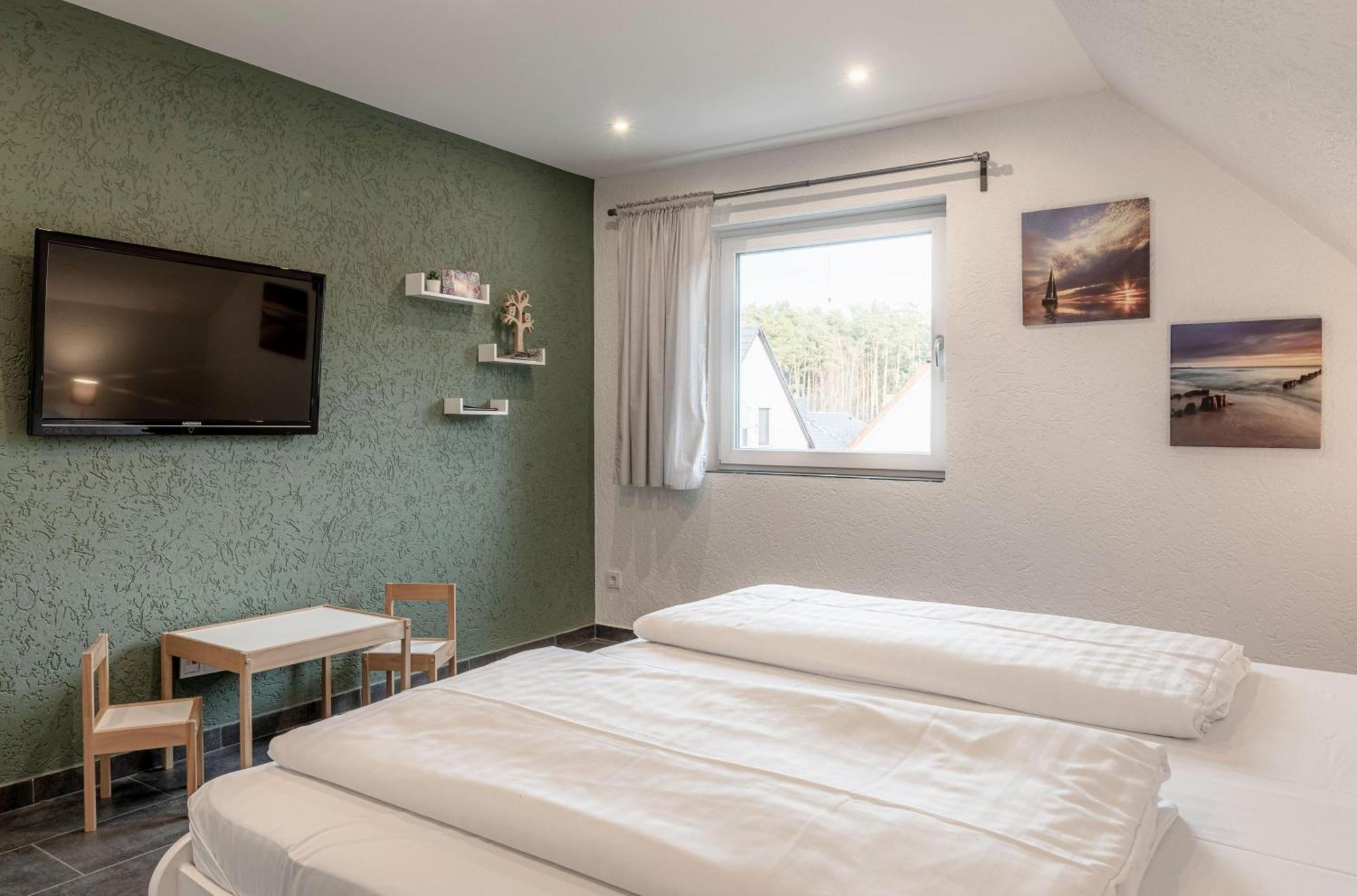 Ferienhaus Daniela Mit Terrasse Und Garten Silz  Εξωτερικό φωτογραφία
